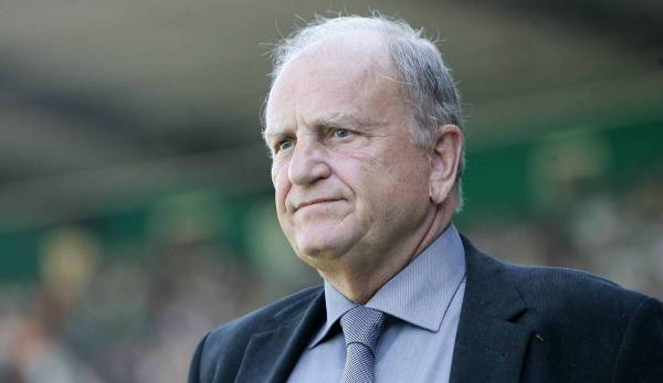 Jürgen Born glaubt, dass Werder mehr "Neutralität" gebrauchen könnte.