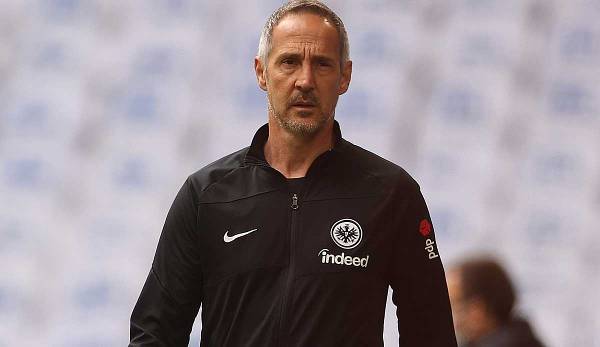 Steht nach der verspielten Champions-League-Quali am Pranger: Der scheidende Frankfurt-Trainer Adi Hütter.