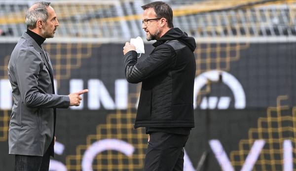 Adi Hütter (l.) und Fredi Bobic stellten nach der Pleite auf Schalke die gute Saison in den Vordergrund.