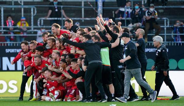 Am Ende war alles ganz einfach. Gegen die ausgelaugten Zweitliga-Profis von Holstein Kiel sicherte sich der 1. FC Köln in der Relegation fast mühelos den Bundesliga-Klassenerhalt.