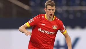 LARS BENDER (Bayer Leverkusen): Das Leverkusener Urgestein wurde zum Ehrenspielführer der Werkself ernannt. Zuvor bereits kündigte er nach vielen Verletzungen seinen Rücktritt zum Saisonende an.