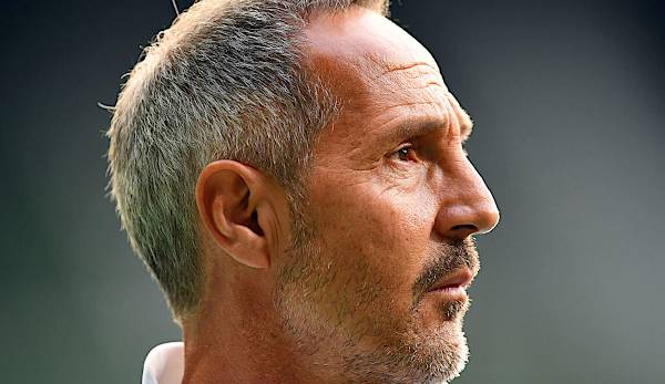 Trainer Adi Hütter vom Fußball-Bundesligisten Borussia Mönchengladbach hat im Zusammenhang mit seinem Wechsel von Eintracht Frankfurt zu den Fohlen Fehler eingestanden.