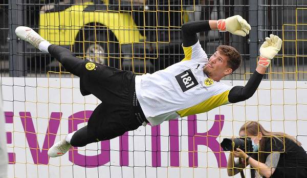 Kobel gab gegen Bochum sein BVB-Debüt.