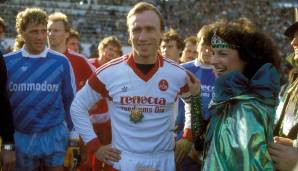 Anders Giske (1983-1992 beim 1. FCN, Bayer Leverkusen und Köln): 217 Bundesliga-Spiele sprechen für sich. Funfact: Bekam 1988 als Kapitän des FCN einen Karnevalsorden von der Karnevalsprinzessin überreicht. Oder wie man in Bayern sagt: Fasching.