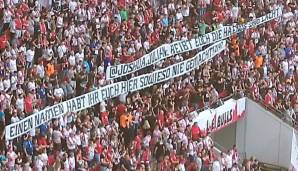 Das Banner der Leipzig-Fans: "@Joshua, Julian. Reibt euch die Hände und lacht. Einen Namen habt ihr euch hier sowieso nie gemacht!"
