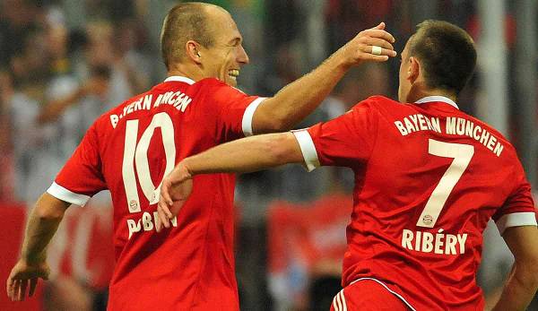 Arjen Robben (29.8.2009, FC Bayern – VfL Wolfsburg 3:0): Einen Tag nach seinem überraschenden Transfer von Real debütierte Robben mit einem Doppelpack - und harmonierte glänzend mit Franck Ribery. Die Geburt von Robbery.