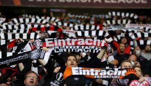 Eintracht Frankfurt will PCR-Tests für junge Fans bezuschussen.