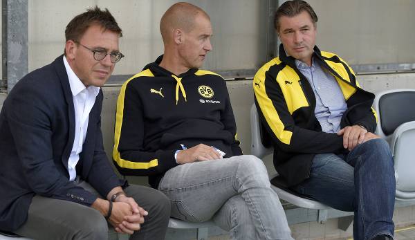 Alte Bekannte: Markus Rejek mit den Dortmundern Carsten Cramer (M.) und Michael Zorc.