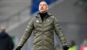 Borussia Mönchengladbach hat die wochenlange Talfahrt immerhin gebremst. Doch für Trainer Adi Hütter wird es auch im neuen Jahr nicht leichter.