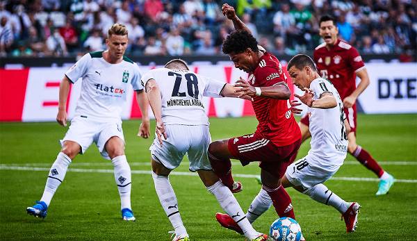 FC Bayern and Gladbach open the second half of the Bundesliga season in 2021/22.
