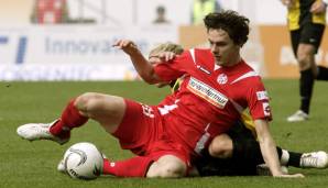 Am letzten Spieltag kam Subotic unter Jürgen Klopp zu seinem ersten und einzigen Bundesligaeinsatz für die 05er. Mainz stieg ab und nach einer Saison in der zweiten Bundesliga folgte der Serbe Klopp zum BVB.