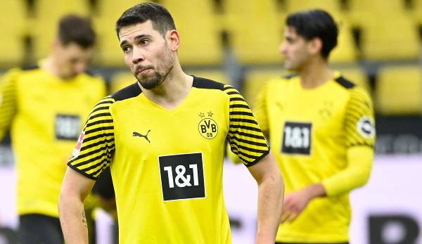 Raphael Guerreiro von Borussia Dortmund hat sich zu einer möglichen Verlängerung seines im Sommer 2023 auslaufenden Vertrags geäußert.