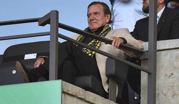 Gerhard Schröder wird womöglich nicht mehr lange Ehrenmitglied beim BVB sein.