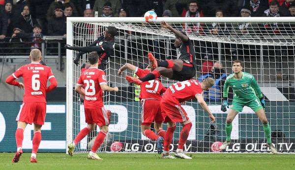 Im Hinspiel erzielte Evan Ndicka für Eintracht Frankfurt den 2:1-Siegtreffer gegen Union Berlin kurz vor Schluss.