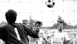 Platz 7: RAINER BONHOF am 15. August 1970 für Borussia Mönchengladbach gegen Kickers Offenbach. Alter: 18 Jahre, 4 Monate, 17 Tage.