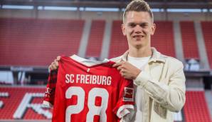 Matthias Ginter kehrt ablösefrei zum SC Freiburg zurück. Der Innenverteidiger wurde in der SC-Jugend ausgebildet und ging 2014 zum BVB. In Freiburg soll der bisherige Gladbacher den nach Dortmund wechselnden Nico Schlotterbeck ersetzen.