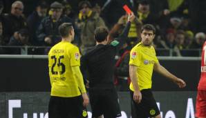 Platz 25: SOKRATIS (nach 17 Pflichtspielen) - Am 7. Dezember 2013 kassierte der Grieche eine Gelb-Rote-Karte gegen Bayer 04 Leverkusen. Zunächst sah er nur Gelb, dann warf er aber den Ball weg. Gelb-Rot und eine 0:1-Niederlage für den BVB.