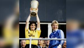 1989 - Michael Zorcs bis dato größter Erfolg als Spieler: Der Sieg des DFB-Pokals gegen Werder Bremen.