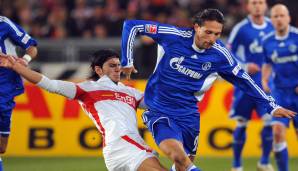 2002/03 wurden Kuranyi & Co. Vizemeister, in der Saison darauf gelang der unvergessene Sieg in der Champions League gegen das große ManUnited. 2005 ging der 52-malige Nationalspieler für knapp sieben Mio. Euro zu Schalke, 2016 beendete er seine Karriere.