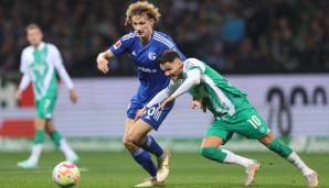 Werder Bremen führt zur Pause gegen Schalke 04 mit 1:0.