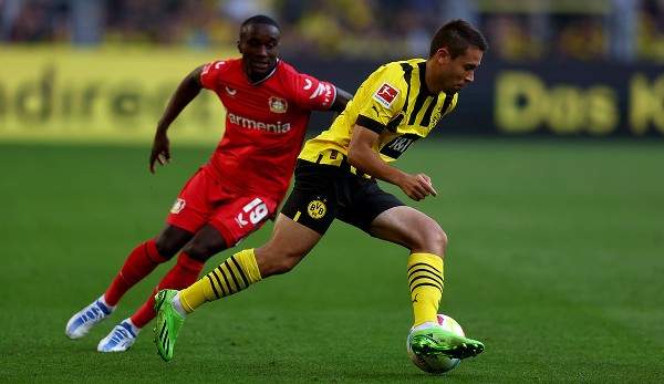 In the first leg, Dortmund narrowly won 1-0.