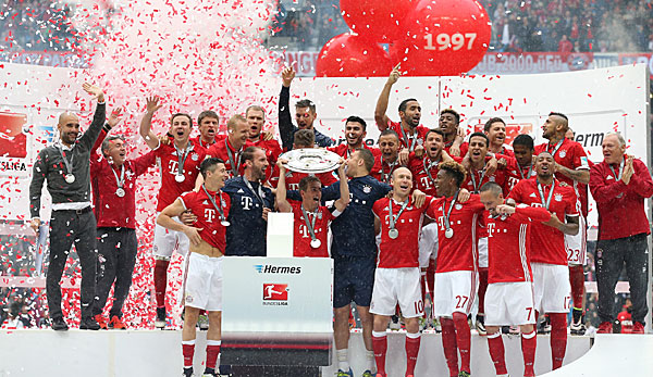Jubelnde Bayern-Spieler sollen aus Sicht der Konkurrenz in Zukunft der Vergangenheit angehören
