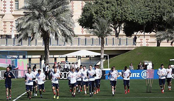 Die Bayern im Trainingslager in Doha beim Training