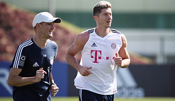 Robert Lewandowski im Training des FC Bayern in Doha
