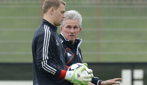 Jupp Heynckes sieht Manuel Neuer auf dem besten Weg zum Comeback.