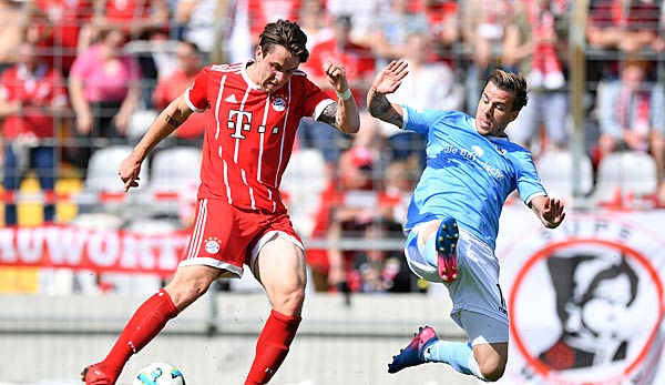 FC Bayern: Eigengewächs Adrian Fein unterschreibt Profivertrag - News, Gerüchte.