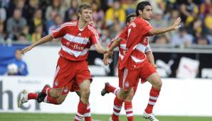 Am 3. März 2008 folgt das Debüt in der zweiten Mannschaft der Münchner. Dabei gelingt Müller als Joker direkt sein erster Treffer.