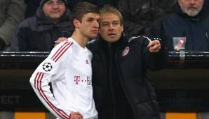 Nach sporadischen Einsätzen in der 1. Mannschaft kommt es 2009 zum Champions-League-Debüt. Jürgen Klinsmann wechselt Müller für Bastian Schweinsteiger ein. In der 92. Minute trifft Müller gegen Sporting Lissabon zum 7:1-Endstand.