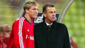 6173 Tage liegen bei Bastian Schweinsteiger zwischen dem Profidebüt beim FC Bayern und dem Karriereende. Damals wurde der erst 18-Jährige in der 76. Minute eingewechselt - in einem für den FCB überraschend bedeutungslosen Champions-League-Spiel.