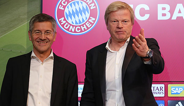 Herbert Hainer (l.) hofft auf die Jugens des FC Bayern.