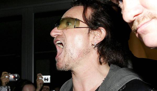 Bono ist der Leadsänger von U2.