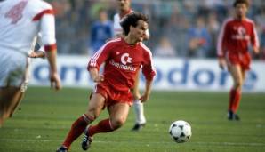 Armin Eck (zwischen 1988 und 1989): Oberfranke mit einem sehr feinen Fuß, der mit den Bayern 1989 Meister wurde. Wechselte dann zum HSV, später noch wie so mancher Hamburger damals nach Bielefeld. Dann zurück nach Oberfranken.