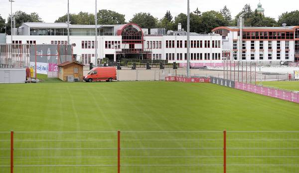 Der FC Bayern wird seine Vorbereitung wohl komplett an der Säbener Straße absolvieren.