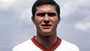 PLATZ 13: HANS RIGOTTI am 18. Dezember 1965 gegen Werder Bremen mit 18 Jahren, 7 Monaten, 3 Tagen.