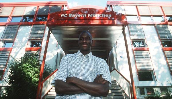 Alou Diarra bei seiner Ankunft beim FC Bayern München im Sommer 2000.