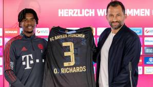 OMAR RICHARDS | FC Bayern München | Trikotnummer 2021/22: 3