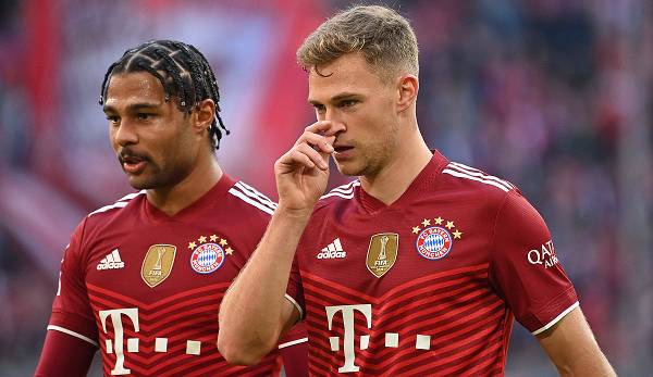 Der FC Bayern München plant offenbar, Joshua Kimmich und weitere gegen das Corona-Virus noch nicht geimpfte Profis beim Auswärtsspiel bei Borussia Dortmund (4. Dezember) in einer Ferienwohnung unterzubringen. Das berichtet der kicker am Donnerstag.