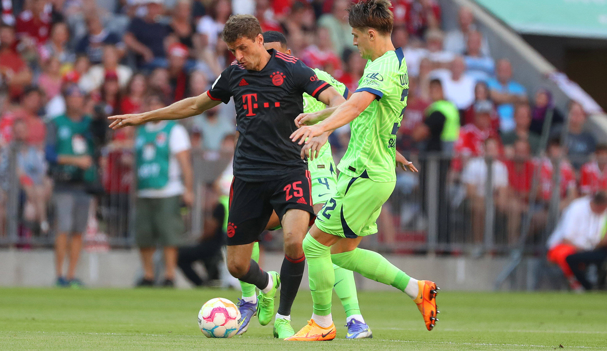 Thomas Müller hat beim Heimspiel des FC Bayern gegen den VfL Wolfsburg sein 417. Bundesligaspiel absolviert. Wo landet er damit im Ranking der FCB-Spieler mit den meisten BL-Einsätzen?