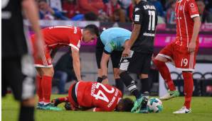 April 2018 | Schienbeinprellung: Nicht einmal einen Monat später zieht sich der Bayern-Mittelfeldspieler eine ähnliche Verletzung zu. Wieder ist es das Schienbein, wieder muss er einige Pflichtspiele lang zusehen.