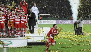 19. April 2008: Bayern gewinnt den DFB-Pokal! Luca Toni schnürt beim 2:1 n.V. gegen den BVB einen Doppelpack.