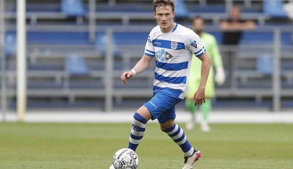 Most recently, Strieder played for PEC Zwolle in the Dutch Eredivisie for two and a half years.