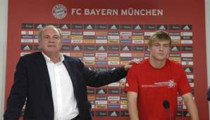 TONI KROOS (2006 für 2,3 Millionen Euro von Hansa Rostock, damals 16): Spielte beim FC Bayern erst für die U19 und Reserve, ehe er 2017 für die Profis debütierte. Von 2008 bis 2010 an Bayer Leverkusen verliehen, dann Stammspieler in München.