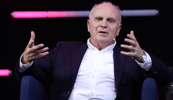Uli Hoeneß recently caused a stir with statements about the World Cup in Qatar.  This was noted with displeasure by some Bayern supporters.
