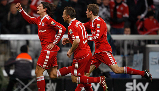 Mario Gomez (l.) brachte die Bayern gegen Gladbach in Führung