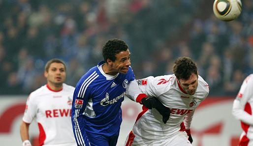 Joel Matip (Mitte) erzielte gegen Köln sein zweites Saisontor für Schalke