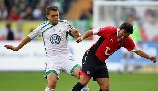 Im Hinspiel siegte der deutsche Meister VfL Wolfsburg gegen Hannover 96 mit 4:2